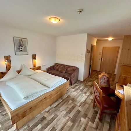 Gasthof Zum Loewen Aschau Im Zillertal Extérieur photo